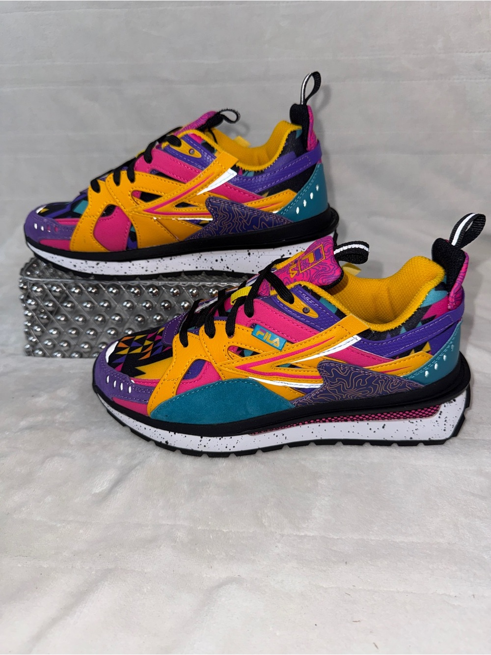 Fila Sandenal Black Electric Purple Youth 5Y Women’s 6.5 5RM01745-019